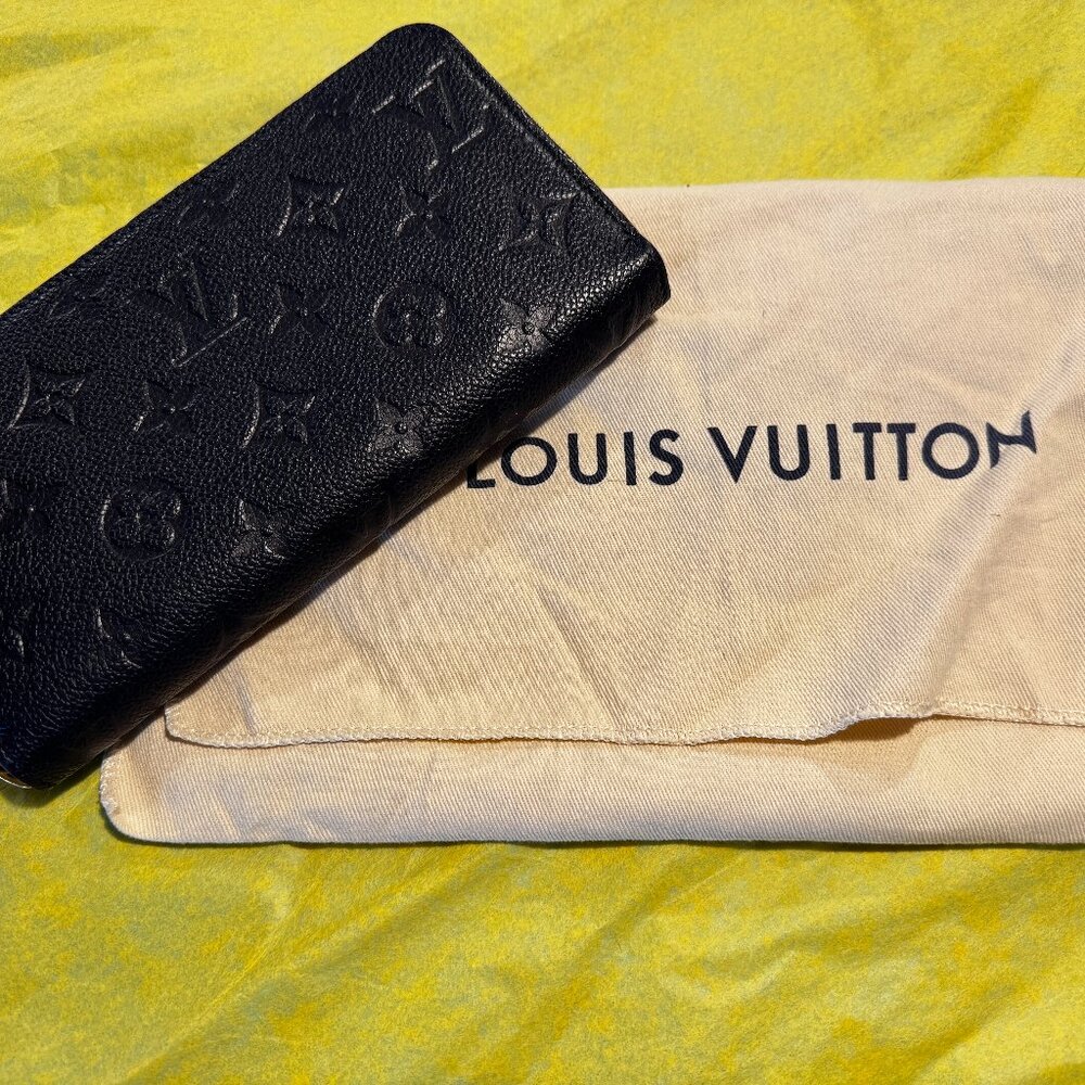 Louis Vuitton  Empreinte Zippy Wallet Marine Rouge